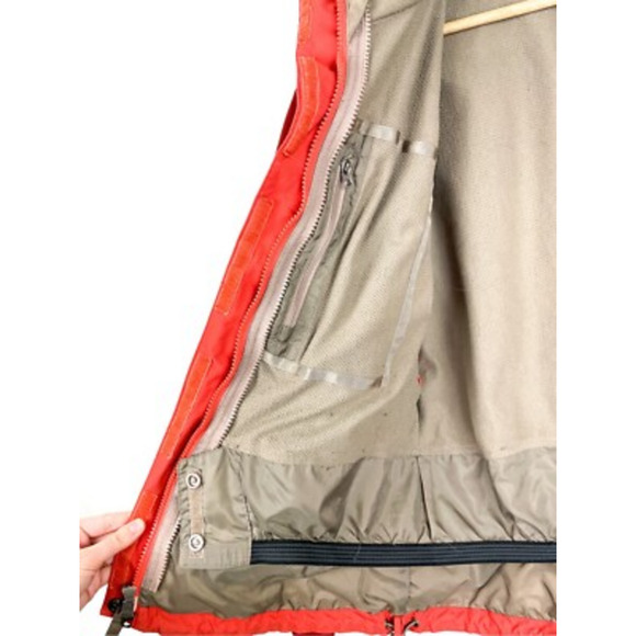 The North Face Y2K Ski Jacket Waterproof and Windproof - Picture 8 of 12